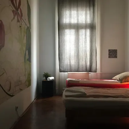 Royal Hostel Nimrod בודפשט